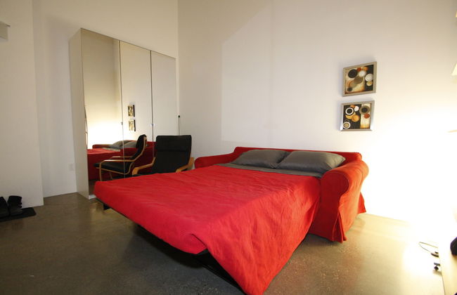 Downtown Loft Style Condo Heated Parking - Photo 9