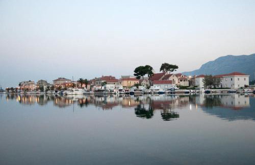 Apartman Klara Mravince - Photo 29