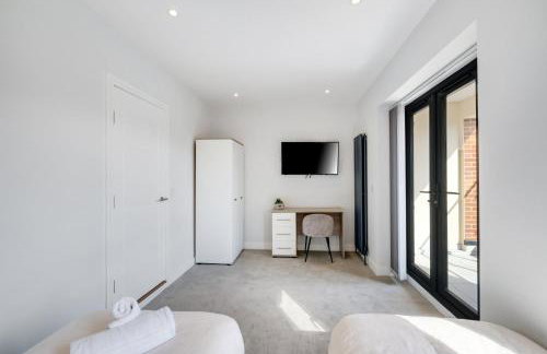 Luxury 5 Bedroom, 4 Bathroom Home in Purley - Foto 17