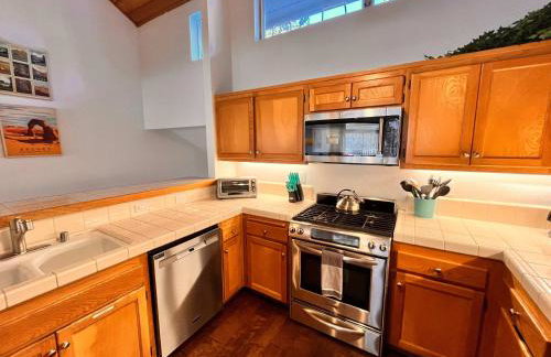 Snowcreek IV - Cozy Mammoth Ski Condo with Mtn Views and Hot Tub - Foto 19