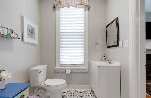 Urban Bloom King Bed 2TVs Free Parking Museums - Foto 17