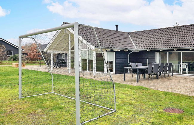 14 Person Holiday Home in Hojslev - Foto 42