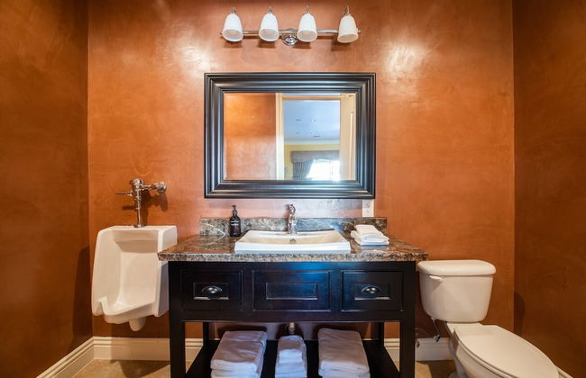 Amarilla by Avantstay Peaceful Paradise w/ Pool, Spa & Theatre Room - Foto 18