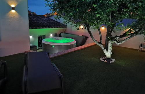 Maison L'Inattendu avec spa & piscine privatifs - Foto 6