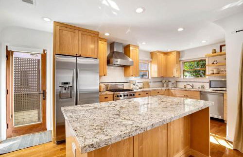 Charming 2BR 2BA Los Angeles Home with Character - Foto 24