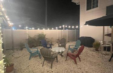 Beach Supplies | Fire Pit | Walk to Beach & Marina - Foto 23