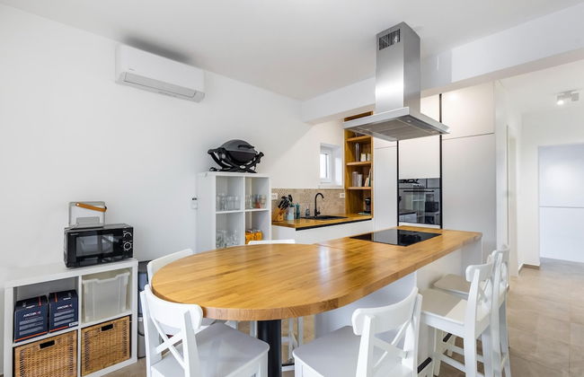 Holiday Home in Bilice With Pool - Photo 33