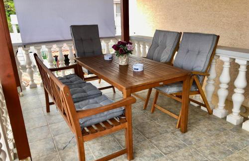 Apartments Pine & Oak with shared seasonal hot tub - Photo 17