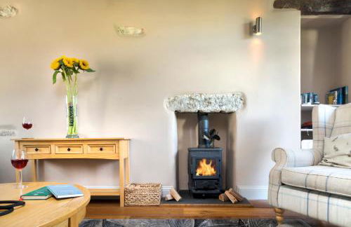 Clare's Cottage Near Cartmel - Dog Friendly, Homely, Aga, Log Burners, Disney Plus & Netflix - Foto 15