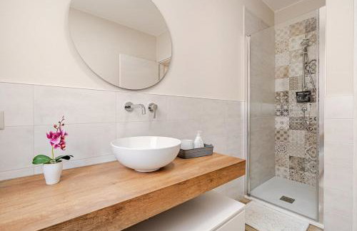 Oasi Relax con Jacuzzi e Giardino Privato - Foto 21