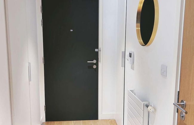 East London 2-bed Apt Sleeps 4, 7 min Walk to Tube - Photo 10