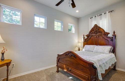 Pet-Friendly Tomball Home Walk to Main Street! - Foto 19
