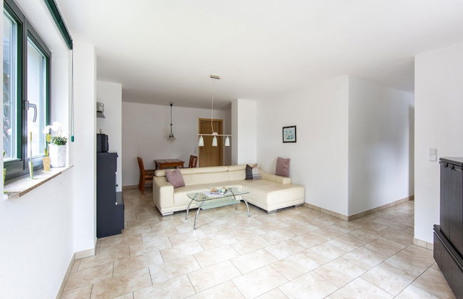 Spacious Semi-detached House With Wood Stove Located Directly on the Rennsteig - Photo 62