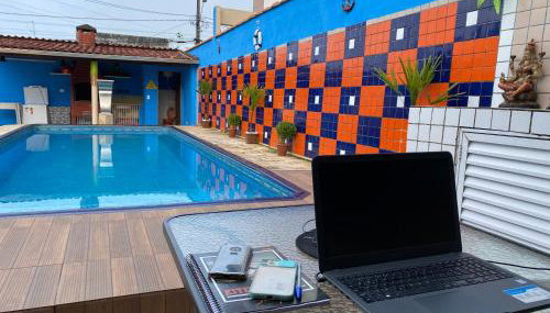 Casa com Piscina e Churrasqueira - Foto 3