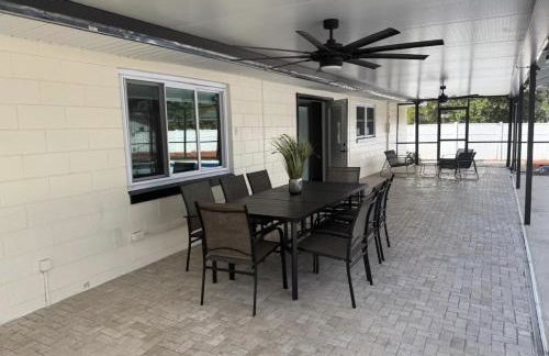 5 BR home with pool and outdoor fun - Foto 22