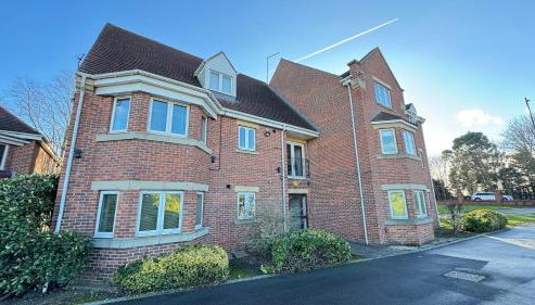 Stylish 2 Bedroom Apartment With 2 Bathrooms and Free Gated Parking - Foto 3