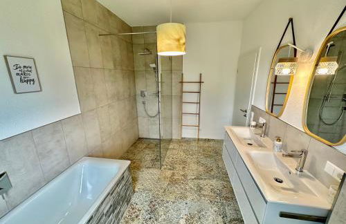 Apartment auf zwei Ebenen mit Aussicht ins Grüne - Foto 22