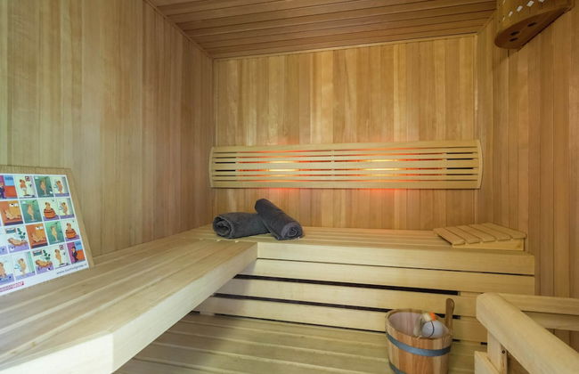 Nice House with Sauna, Fireplace, & Large Garden near Aubel - Photo 30