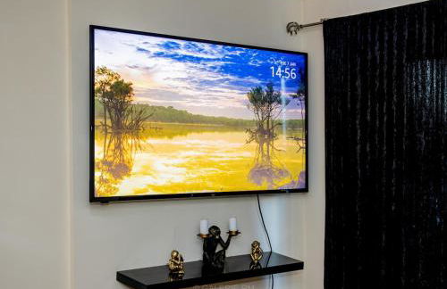 2bed Flat with private parking - Foto 19