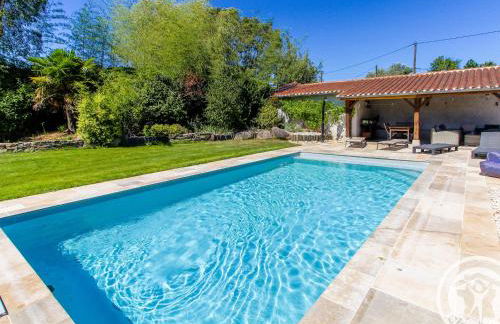 Roulotte climatisée avec piscine et jardin - FR-1-622-54 - Photo 18