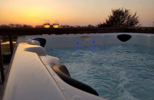 Gorgeous Nautical Lake House Chain O' Lakes with Hot Tub Option - Foto 9