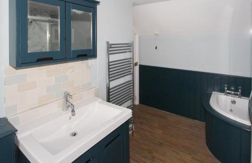 4 Bed in Ningwood oc-ic048 - Photo 22