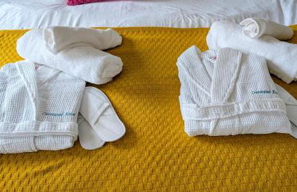 Charming Townhome Retreat, close to Manchester - Photo 27