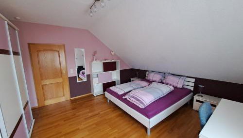 Ferienwohnung am Schoosberg, Niederkirchen bei Deidesheim - Foto 3, wardrobe