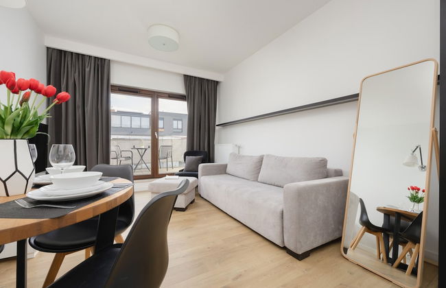 1 Bedroom Apartment Sarmacka by Renters - Foto 1