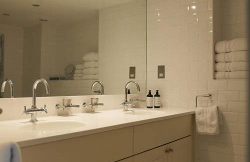 Europa House Apartments - Photo 37