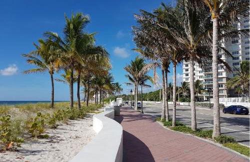 Oceana Blue / Beach Front / Pool / Bar / Relax - Foto 61