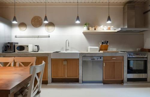 Leśny dom z basenem w okolicy Zegrza - Foto 13