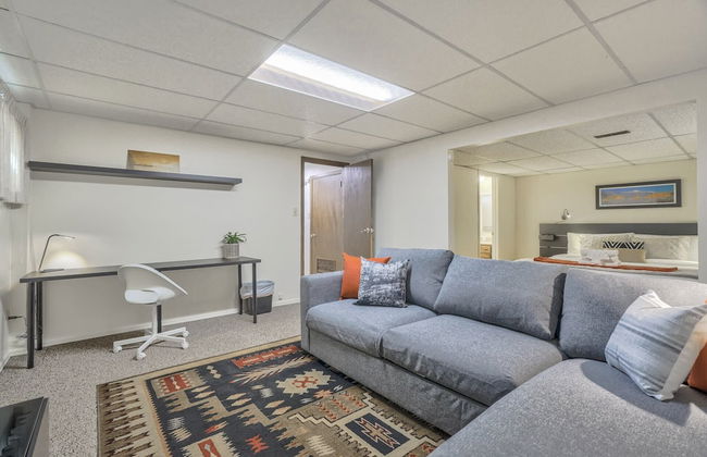 4BR Central Location & Near Parks! - Photo 26