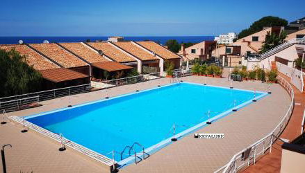 Kefalure, Terraced House in Residence With Swimming Pool - Foto 1