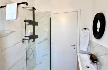 Lake Como Retreat,AC,pool,EV car - Foto 56