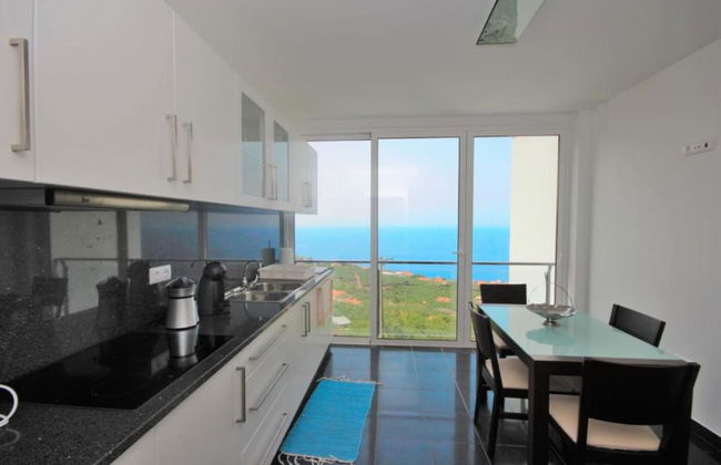 Farious Villa - Photo 7