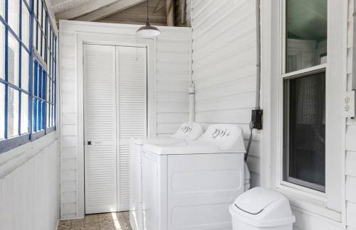 Urban Farmhouse-Sleeps 8 - Foto 32