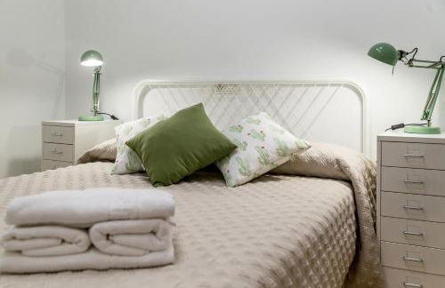 Travel Habitat Jardines Rio Turia. - Foto 17