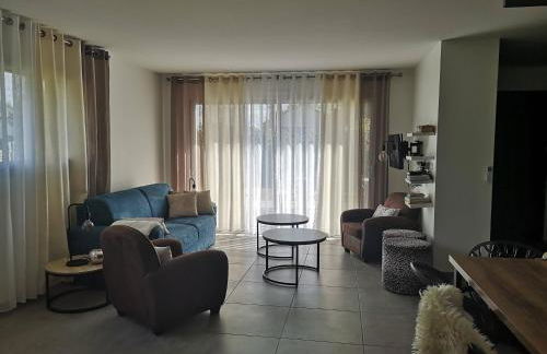 A DEUX PAS DE BEAUVAL - LE GITE - Foto 4