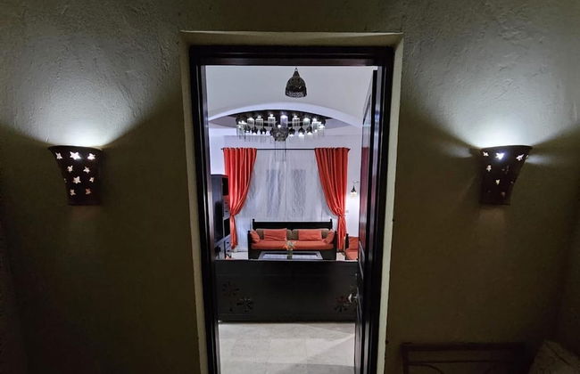 Villa - Sleeps 6 - Heated Pool - Garden - Parking - Foto 18