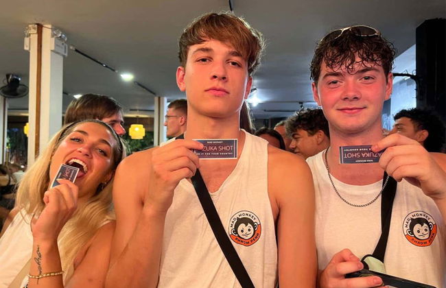 Phnom Penh Party Pub Crawl - Foto 3