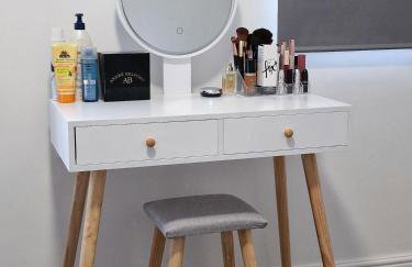 Duplex 2-Bed House with free Parking Near Greenwich O2 and city centre - Foto 18