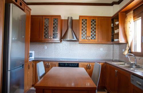 Lake House Ioannina - Photo 17