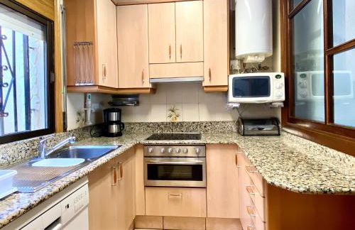 Casa cómoda delante de la playa con vista al mar - Photo 25