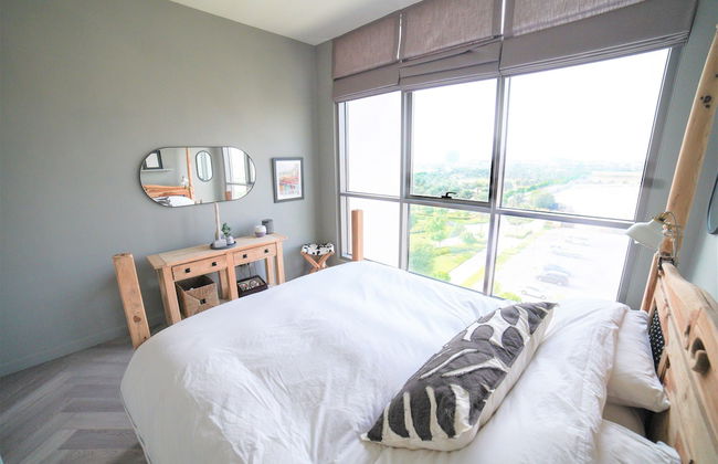 Luxurious Dubai Hills with balcony park view - Photo 7