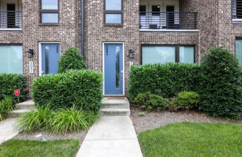 WeHo Nashville Home, Geodis Park, Private Movie Theater! 10min to Broadway! Sleeps 10! - Foto 33