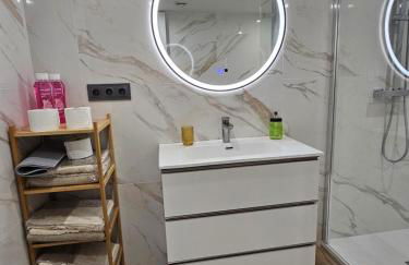 Apartamentos en el centro - Plaza de Amboage - WIFI - Foto 50