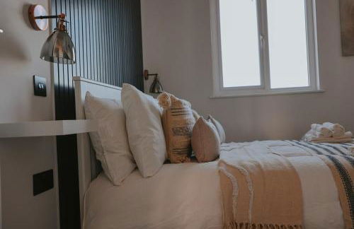 Spacious Second Floor Apartment, Fourth Avenue - Foto 8