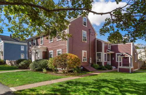 1824 Robert Manning Place|Historic Salem|Parking - Photo 10