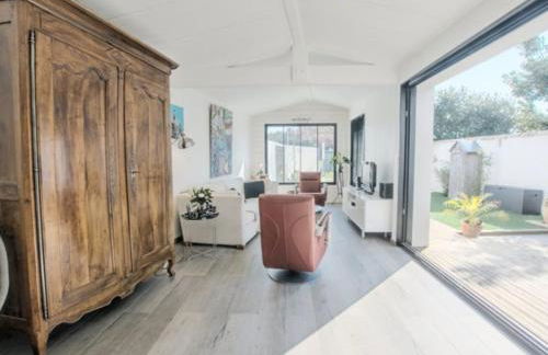 Maison charmante avec WiFi près des plages et pistes cyclables - FR-1-835-9 - Foto 6